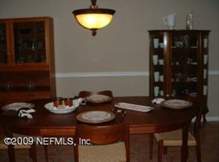 1888 Kings Ct, Jacksonville Beach, FL 32250