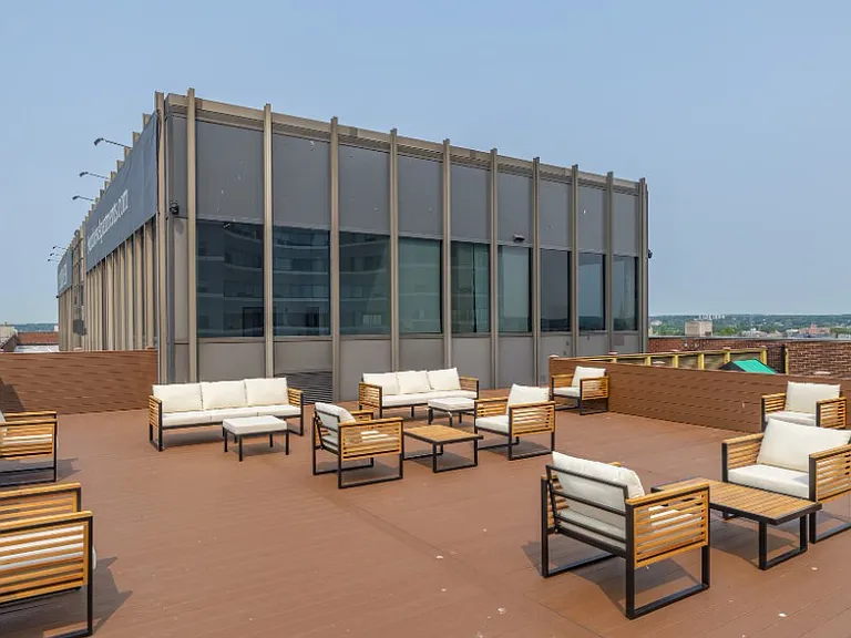 Soundview Apartments — Photo 33