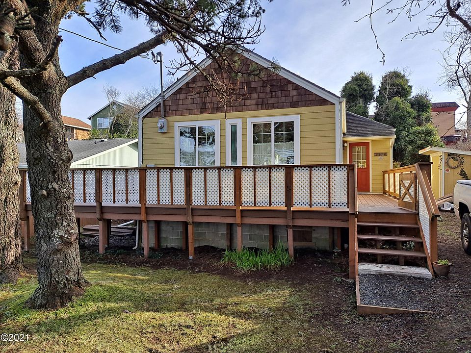 1st image of 2114 NW Lee Ave