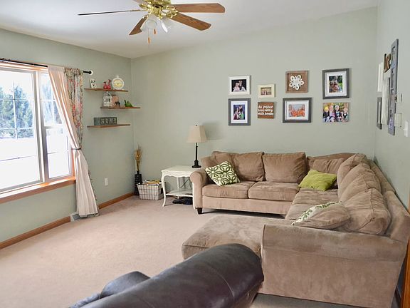 5th image of 9837 Meadow Ln