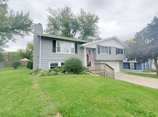 304 Prospect St, Dixon, IL 61021