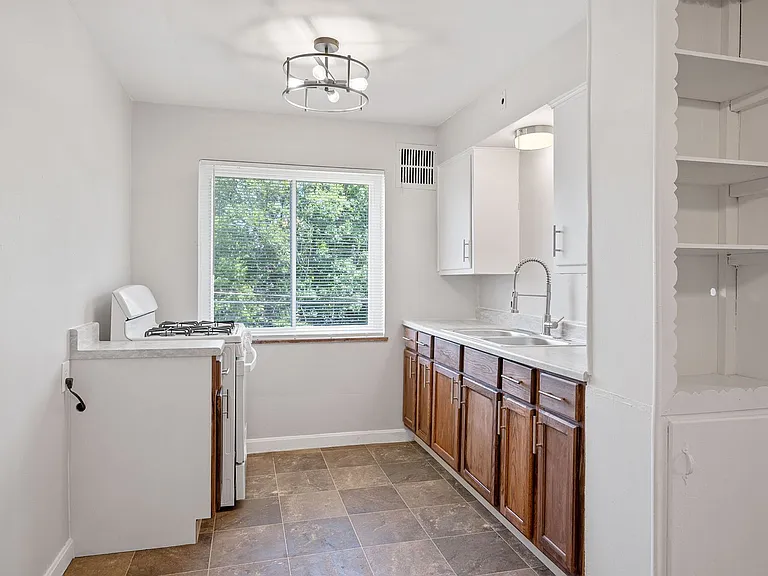 7796 Stillwell Rd #4 — Photo 12
