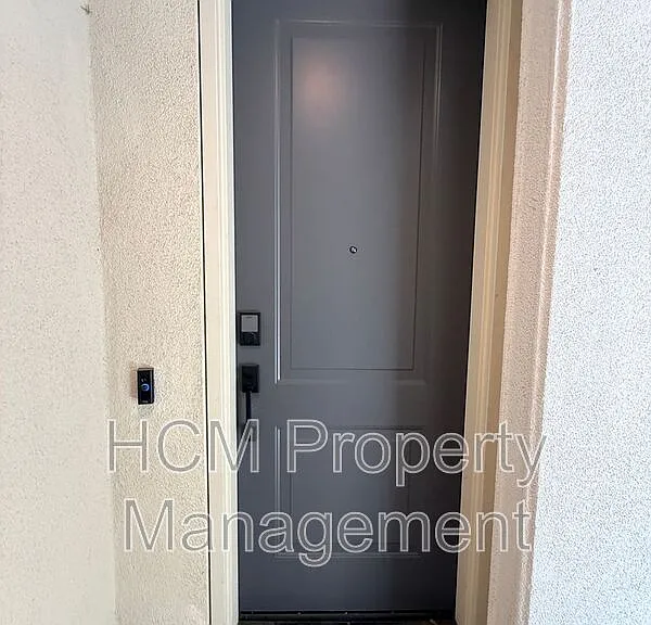 142 Lantana Dr — Photo 2