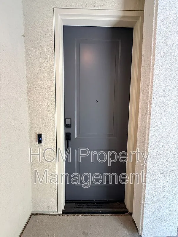 Building Photo - 142 Lantana Dr