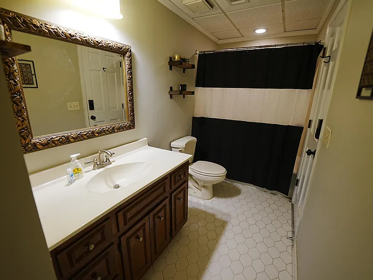 5785 Northside Dr — Photo 36