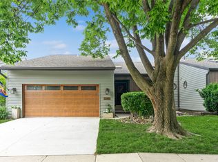 4922 Cedar Dr, West Des Moines, IA 50266