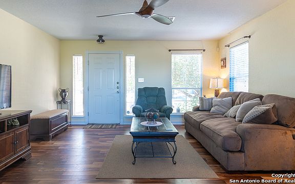 3rd image of 344 Hummingbird Dr