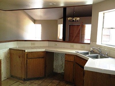 5th image of 16676 Sharon Way