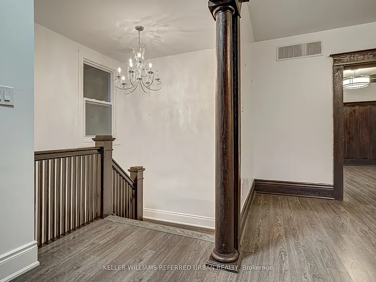 222 Rusholme Rd #UPPER — Photo 7