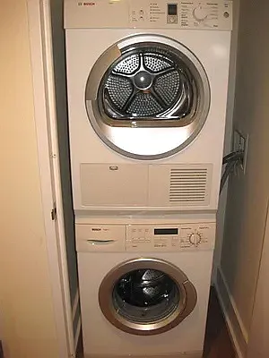 Rented by RELO REDAC INC. | media 19