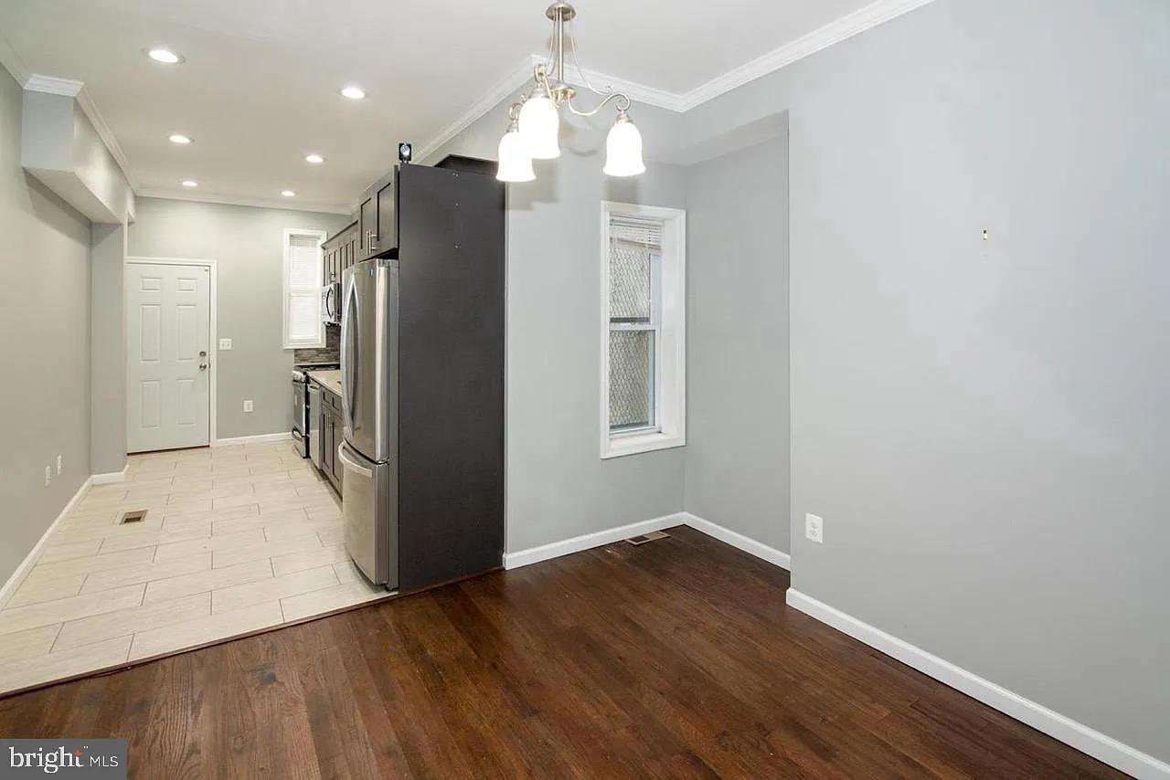 5 bed, 2.5 bath, 1830 sqft, $3,000 — Photo 4