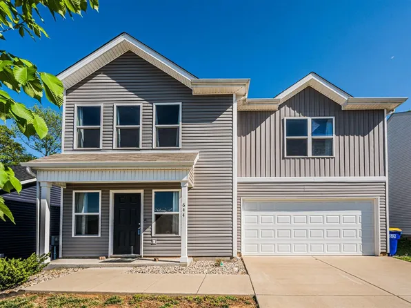 644 Cherry Blossom Rd, Bowling Green, KY 42103