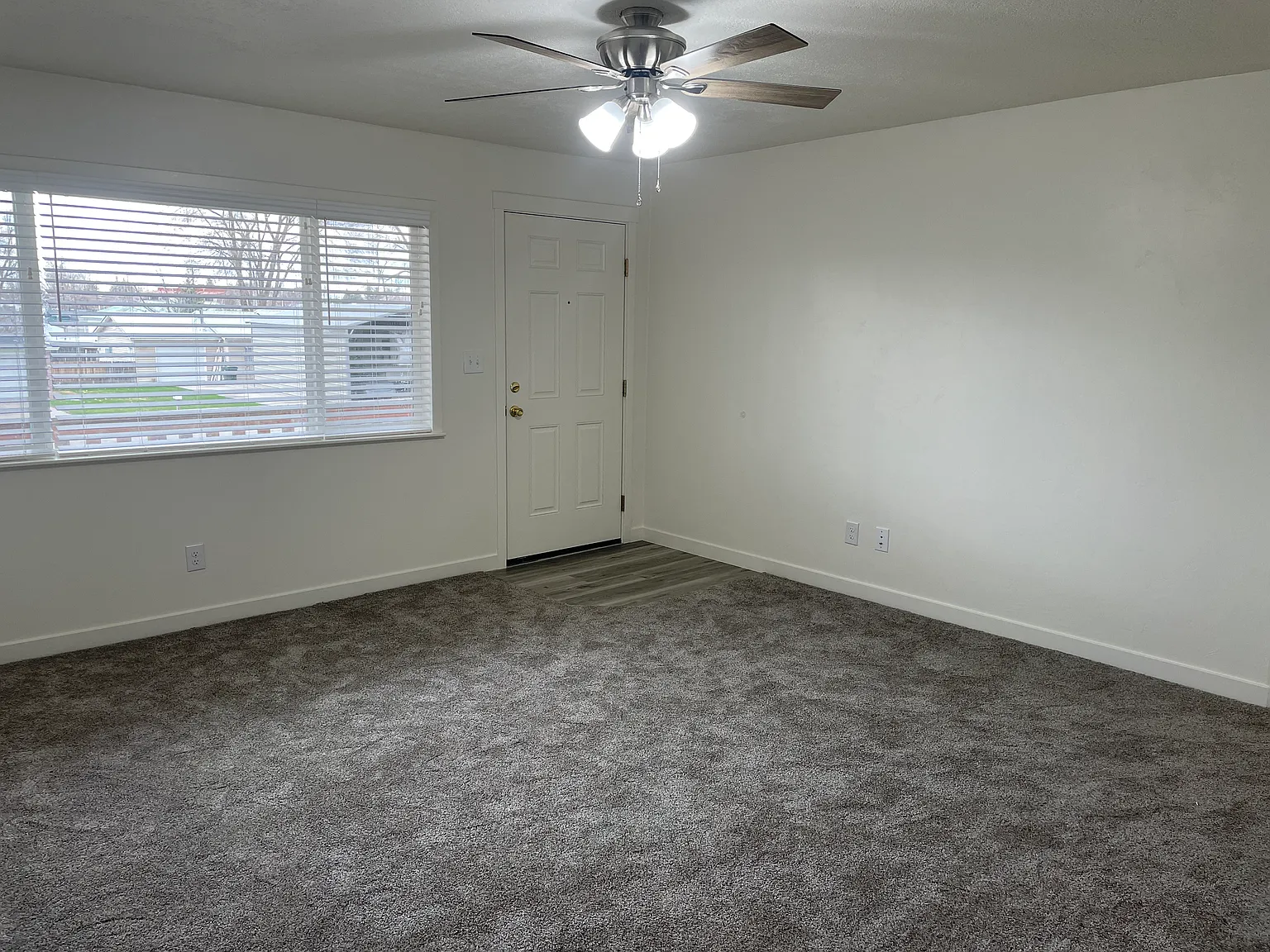2 bed, $1,065 — Photo 2