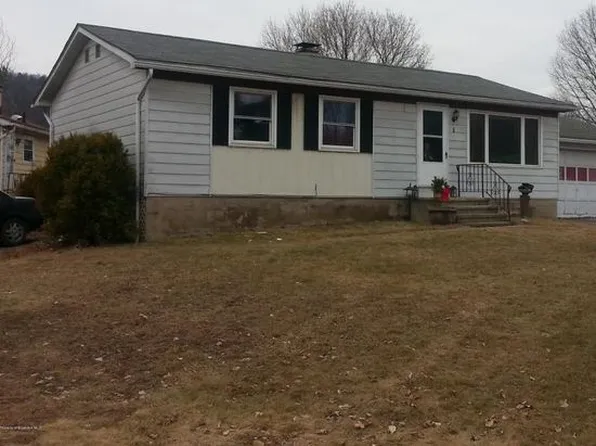 7 Fir Dr, Tunkhannock, PA 18657