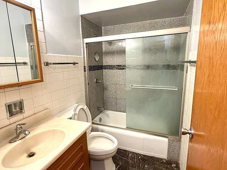 3158-3158 W 93rd St #3C — Photo 3