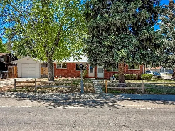 2051-2053 Collyer St, Longmont, CO 80501