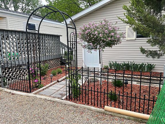 Garden Behind Garage