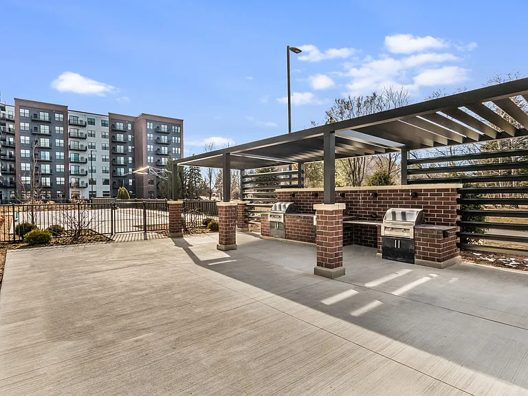 The 250 Residences — Photo 25