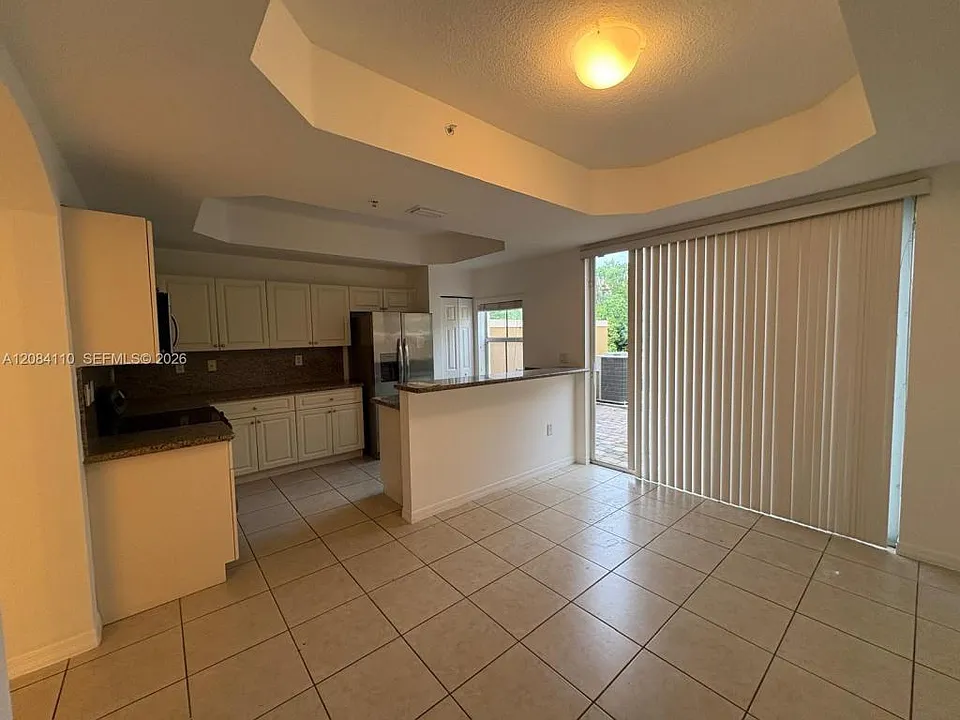 1037 SW 143rd Ave