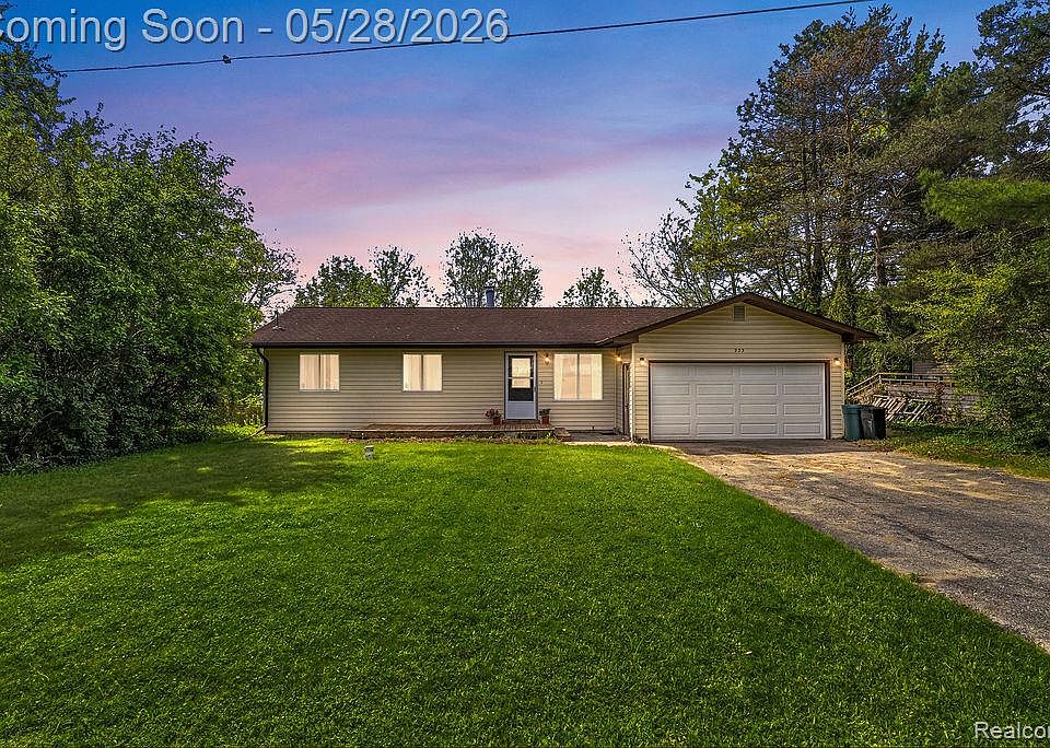 1st image of 233 Peninsula Lake Dr