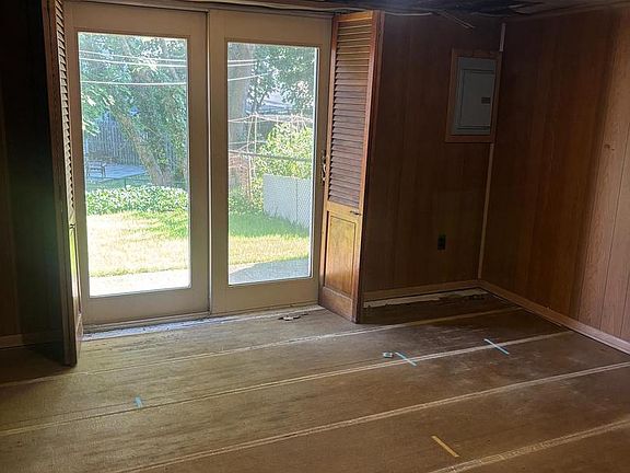 3rd image of 501 Norma Ln