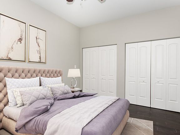 3rd image of 836 N Milwaukee Ave APT 3F