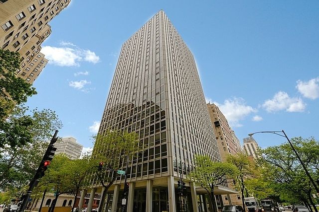 1st image of 2400 N Lakeview Ave APT 2602