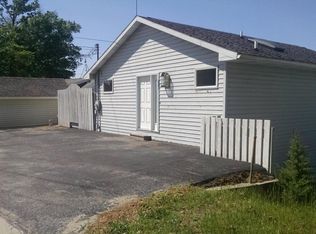2481 S Shore Dr, Crystal, MI 48818