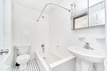 Rented by Living New York