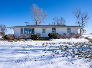 32205 N County Road 39 Rd, Farmington, IL 61531