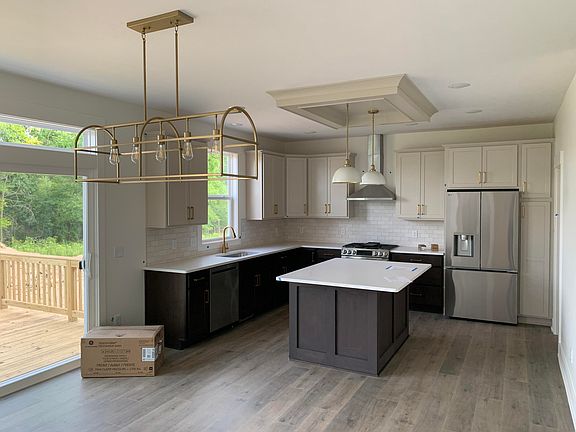 4th image of 6554 Ravine Point Dr NE
