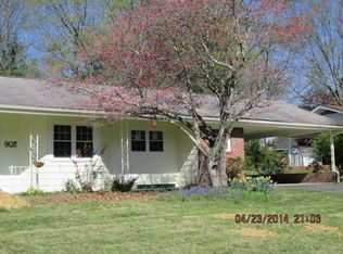 908 Buchanan Dr #B, Blacksburg, VA 24060