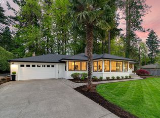8750 SW White Pine Ln, Portland, OR 97225