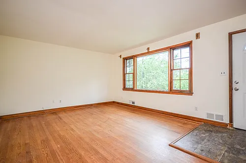 2034 Glen Ross Rd Photo 1