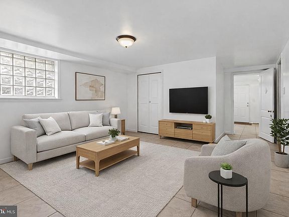 3rd image of 4834-4836 Sheriff Rd NE