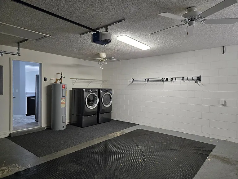 2102 Braxton St — Photo 25