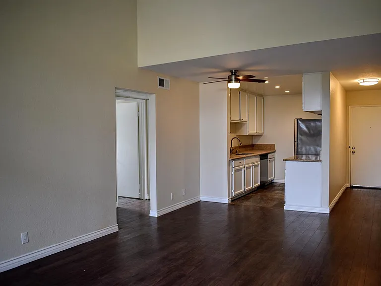 1010 Raleigh Street — Photo 11