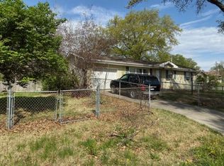2902 Virginia Cir, Leavenworth, KS 66048