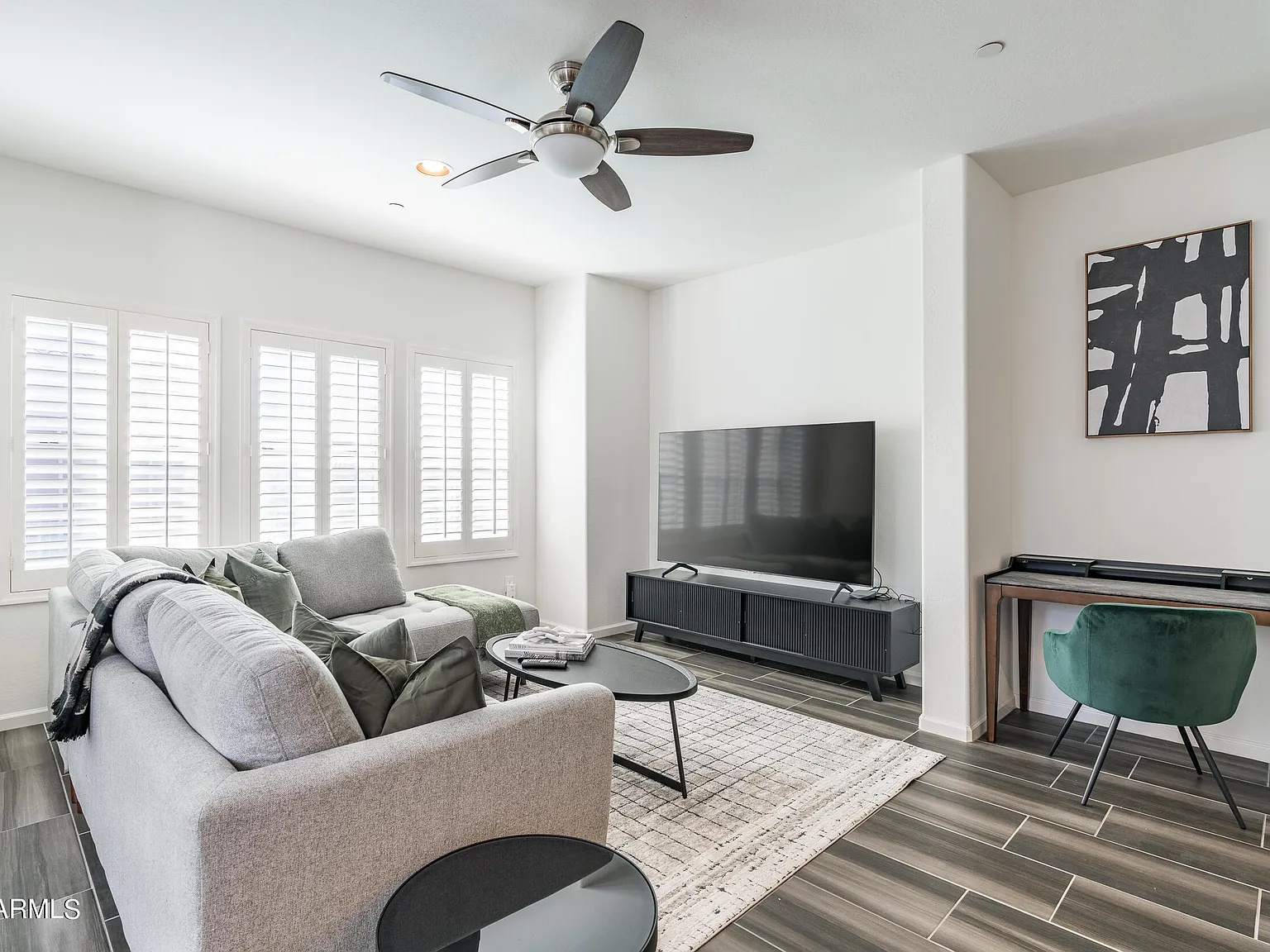 2 bed, 2.5 bath, 1490 sqft, $3,500 — Photo 2