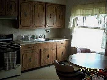 5th image of 8 Greenbelt Ln