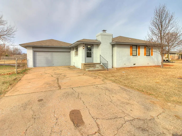 10736 Whitehaven Rd — Photo 11