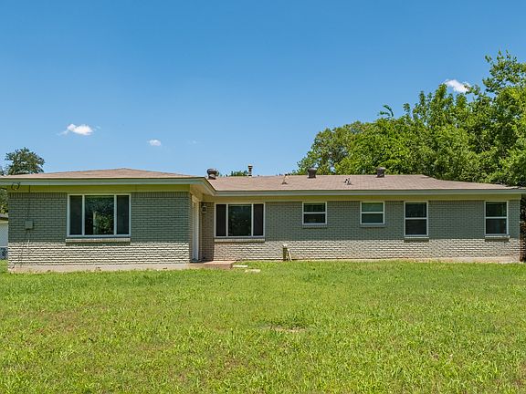 5th image of 7024 Shauna Dr