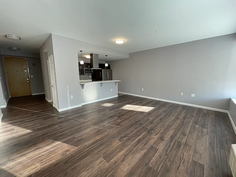 110 Halsted Street — Photo 14