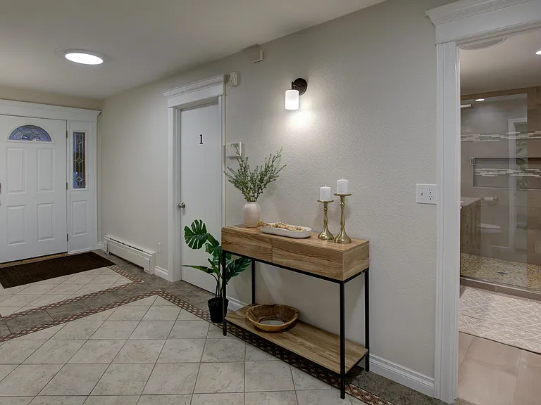 1740 Bel Aire Ave — Photo 12