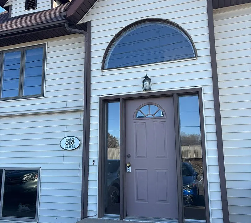 318 Old Highway 52
