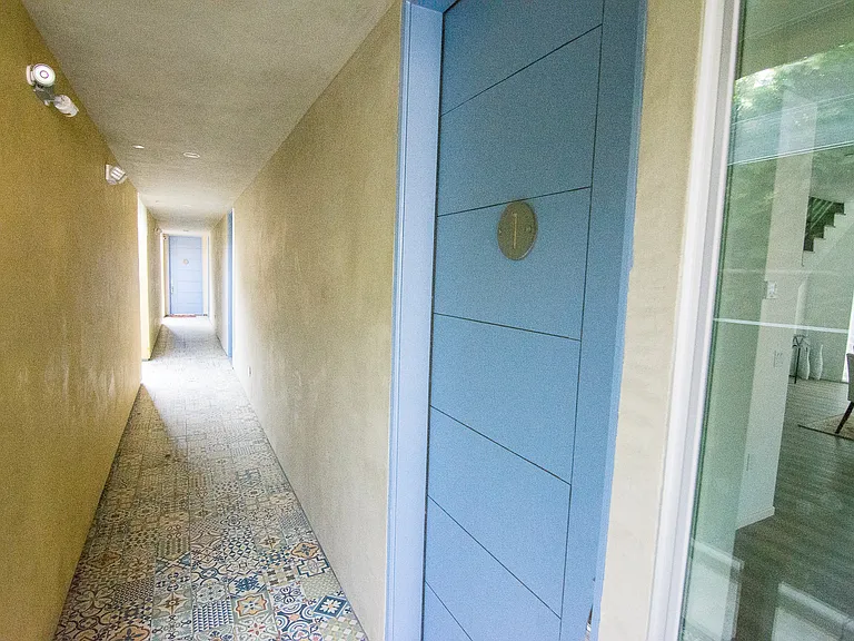 2006 S Corning St #3 — Photo 51