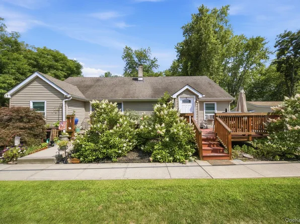 1614 Route 9G, Hyde Park, NY 12538