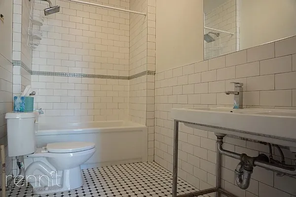 Rented by Rennit Inc. | media 47