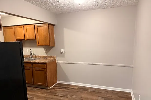 104 Rebel Dr #5 — Photo 2