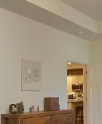 5th image of 106 Cardinal Dr